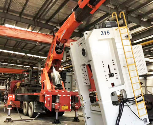 厦门同安附近随车吊出租，轻松解决运输难题